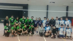 Equipo municipal de vóley de Alpa Corral en Berrotarán